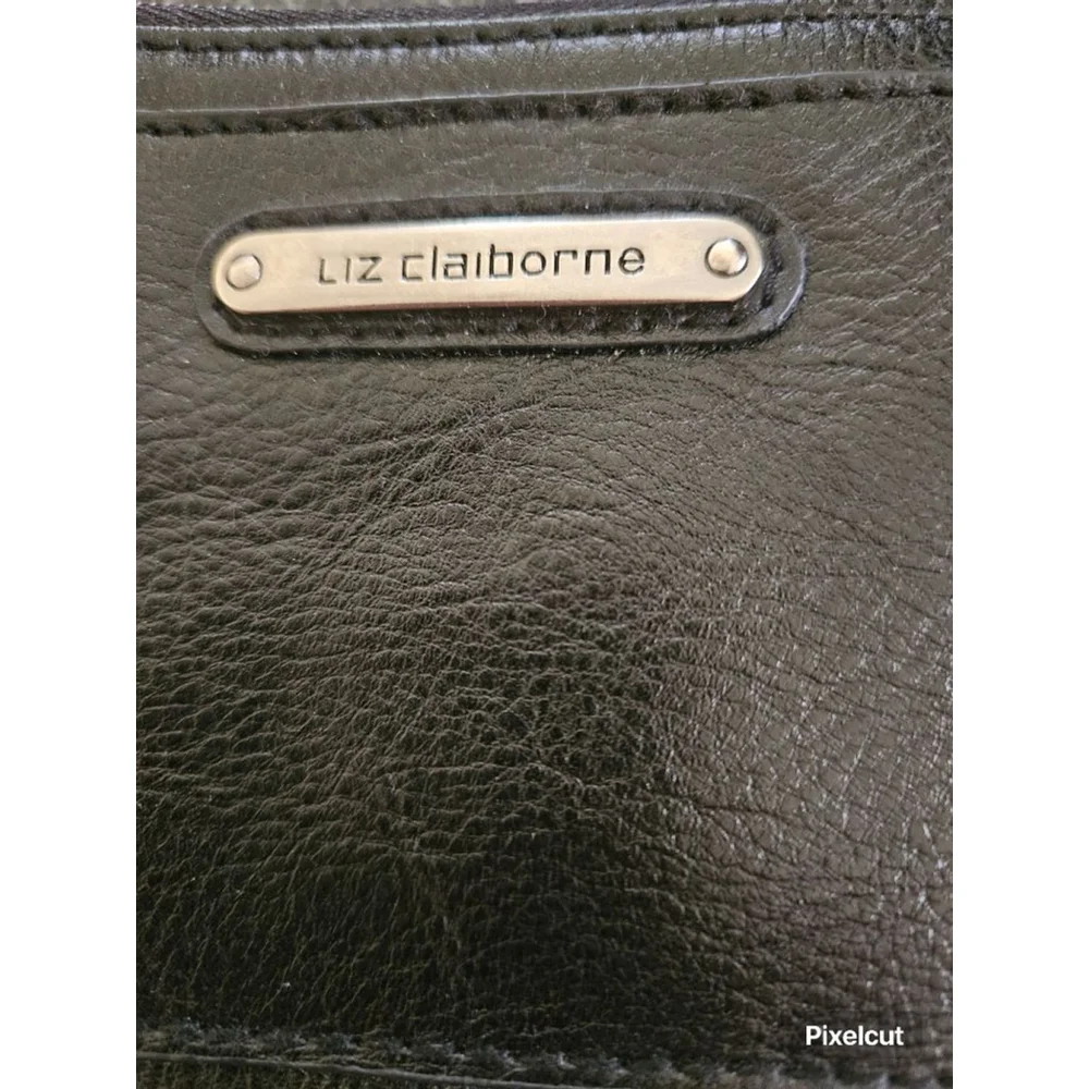 Liz Claiborne | Black Wristlet